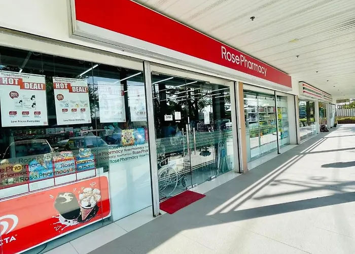 Near Mactan Airport, Comfortable & Quiet, Relaxing Pool * Lapu-Lapu City
