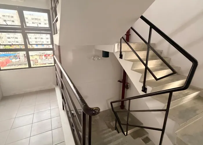 Apartment Near Mactan Airport, Comfortable & Quiet, Relaxing Pool